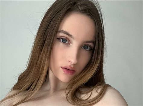 Anny Walker Porn Videos .